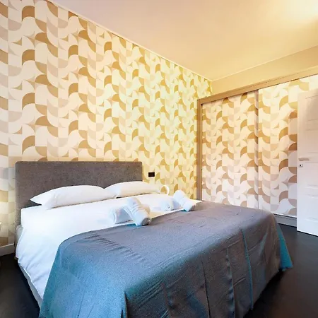 Hl Luxury - Duomo, Galleria Unione 5 Milán