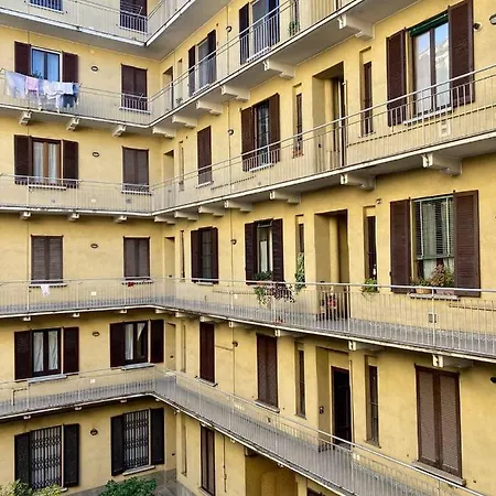 Ringhiera House Tertulliano - Quiet Family Near Fondazione Prada With Free Parking Apartman