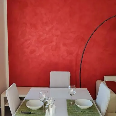 Bilocale Luminoso E Accogliente Zona Marche מילאנו