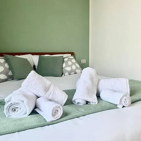 Ringhiera House Tertulliano - Quiet Family Near Fondazione Prada With Free Parking * Milánó