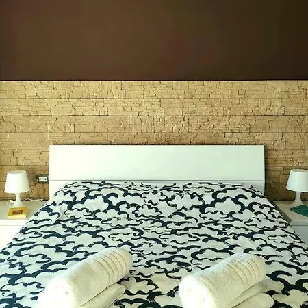 Bilocale Luminoso E Accogliente Zona Marche * מילאנו