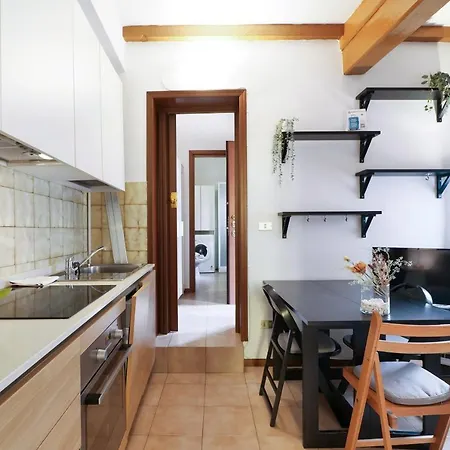 Apartament Primopiano - Colonne 18 *