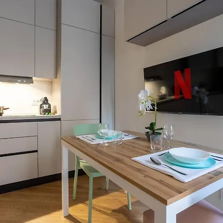 Marghera's Nest - Modern Design With Free Netflix And Wifi Apartment *