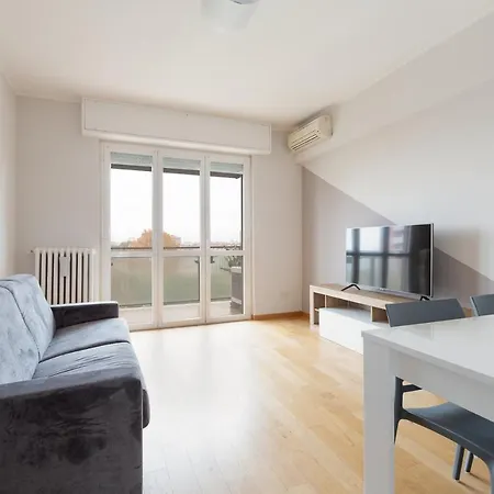Famagosta Balcony Apartment