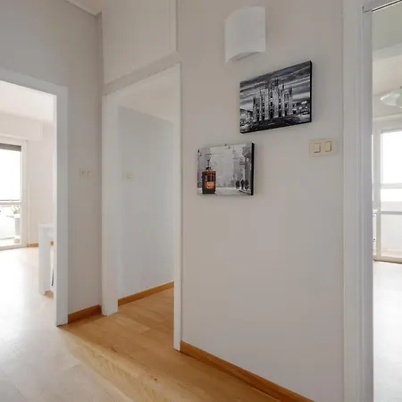 Famagosta Balcony Apartment *