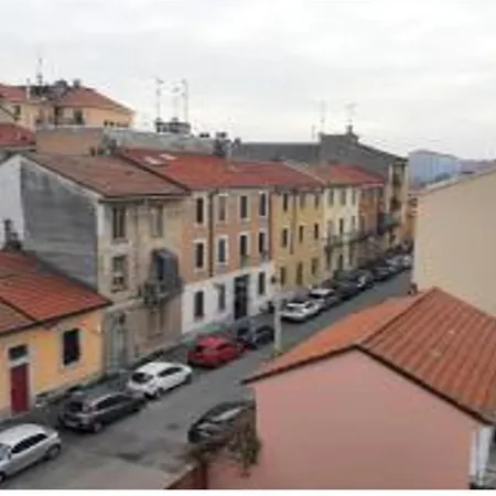 דירה Bomboniera Sui Navigli מילאנו
