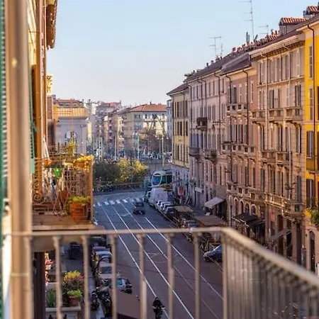 Navigli Ringhiera House Milan