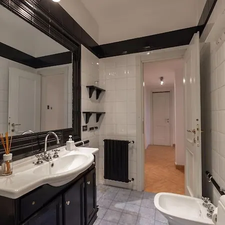 Navigli Ringhiera House ميلان