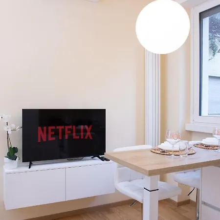 Artstay Luxury Apt Sempione, City Centre Appartamento