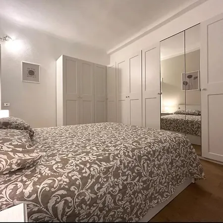 Navigli/ticinese - La Casa Di Paola