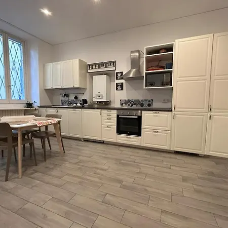 Navigli/ticinese - La Casa Di Paola Apartment