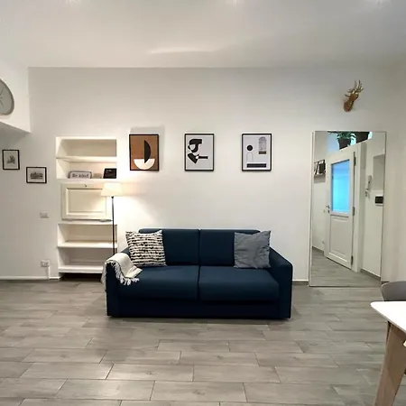 Navigli/ticinese - La Casa Di Paola