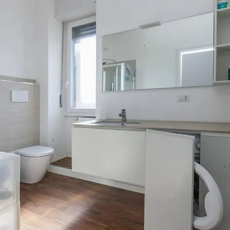 Bocconi And Navigli Apartment
