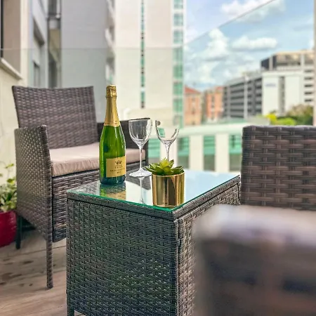 شقة Central/garibaldi Luxurious Two-room Apartment.