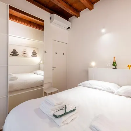 アパート Monte Nero, 62 - Comodo E In Posizione ミラノ