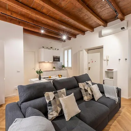 Monte Nero, 62 - Comodo E In Posizione Apartament Mediolan