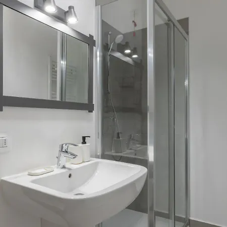 Апартаменты Navigli • Forum Metro A 500m E Parcheggi Gratis