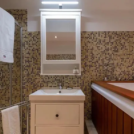 Moscova - Garibaldi Lusso, Sauna E Idromassaggio *