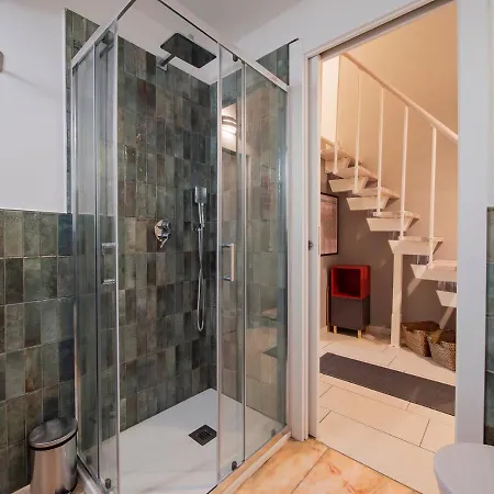 Ihost - Romilli 17a Apartment *