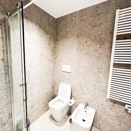 Duomo Luxury Suites * Milánó