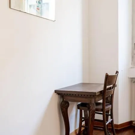 Apartment Luminoso In Centro Storico Milan
