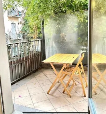 Apartament Garibaldi Deluxe Mediolan