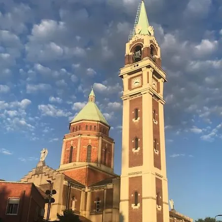Casa Pao, Typical House In Near The Center アパート ミラノ