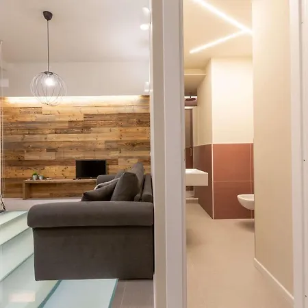 Mon43 -loreto-duomo- Nature House - Luxury דירה