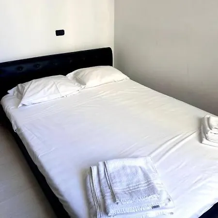 Apartment Loft Terrace - Navigli/darsena Milan