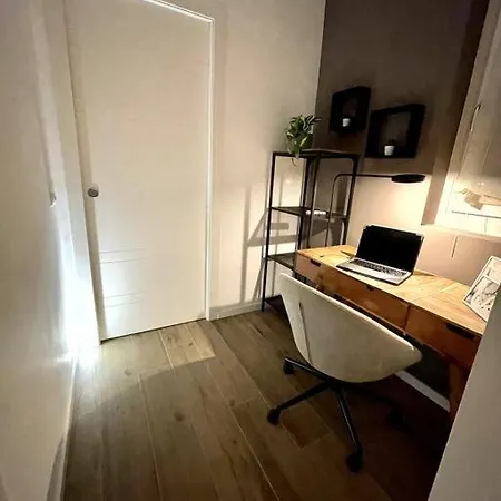 Guest Planet - Stylish Flat Bisceglie M1