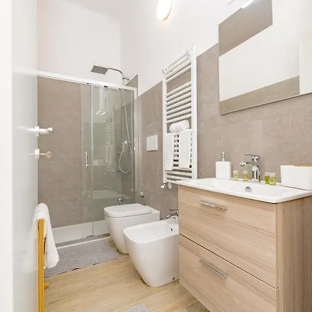 Con Due - Free Parking *