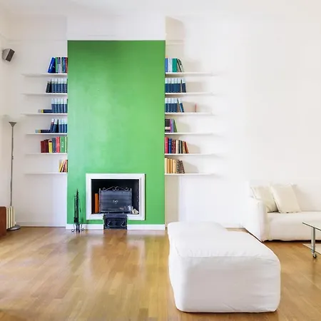 Stylish Two Bedroom In Great Location Appartement *