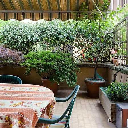 Apartment With Terrace In Milan