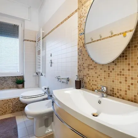 Cathedral-central 5*skyline M3 Apartment Milan