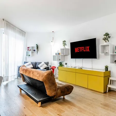 Cozy San Siro-duomo Netflix & Design Daire *