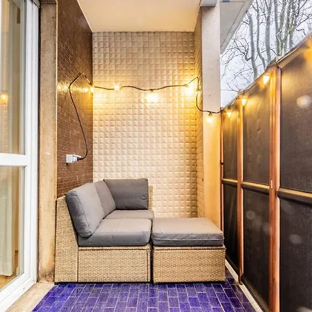 Daire Cozy San Siro-duomo Netflix & Design