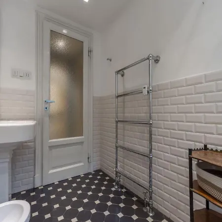 アパート The Rent - Spacious One-bedroom In Paolo Sarpi District *