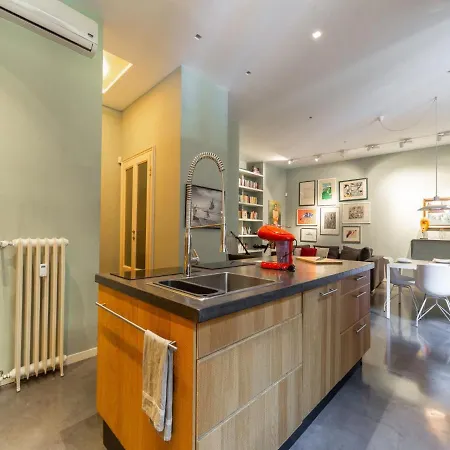 The Rent - Spacious One-bedroom In Paolo Sarpi District ミラノ