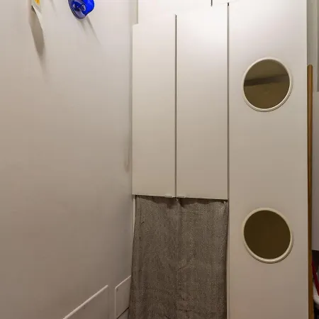 The Rent - Spacious One-bedroom In Paolo Sarpi District アパート ミラノ