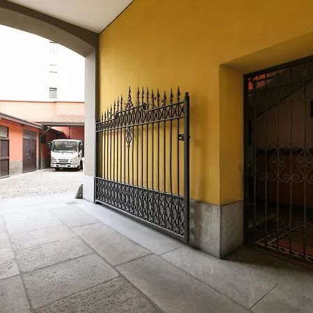 Appartamento Primopiano - Frisi Milano