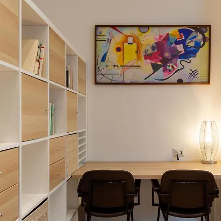 Contarini By Interhome * ミラノ