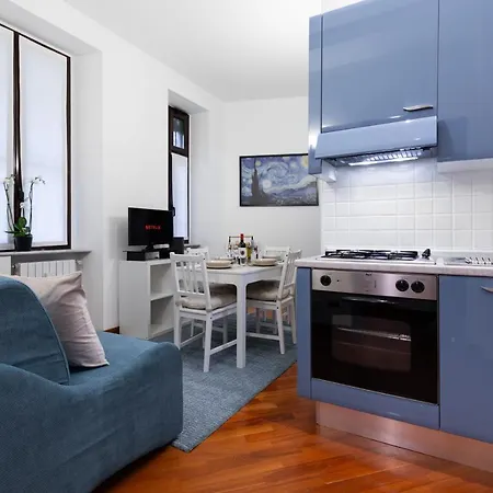 Divi Milano-buenos Aires Flat * Милан