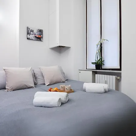 Divi Milano-buenos Aires Flat Апартаменты *