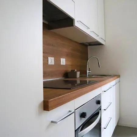 Certosa New Modern Flat * Milan