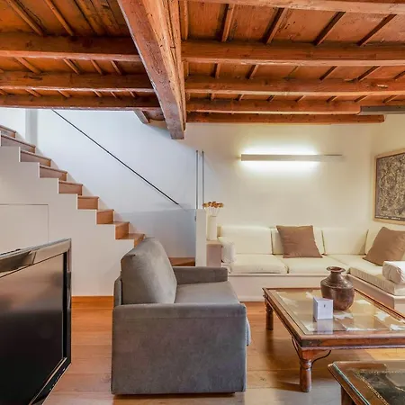 Royal - Castello Apartment *