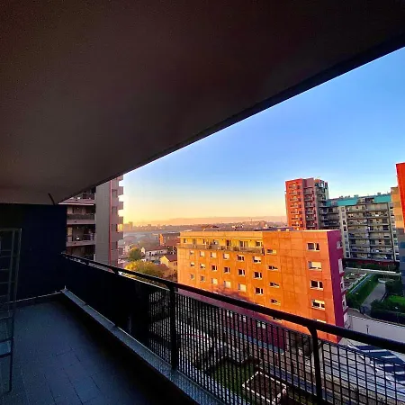 Triumph Tower Politecnico Daire *