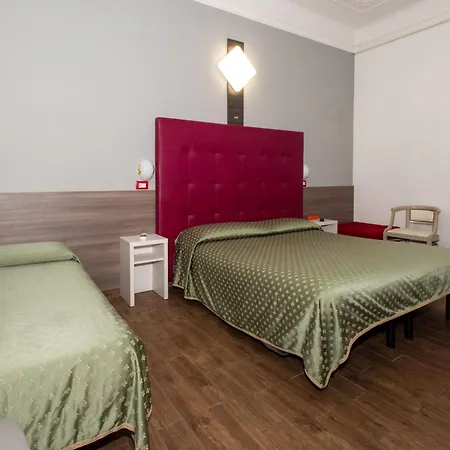 Hotel Piola