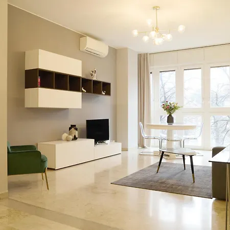 Retreats * Милан