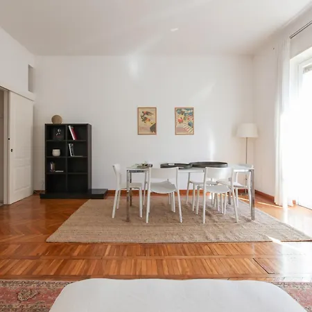 Hacca Collection - 3br Bocconi-navigli Апартаменты *