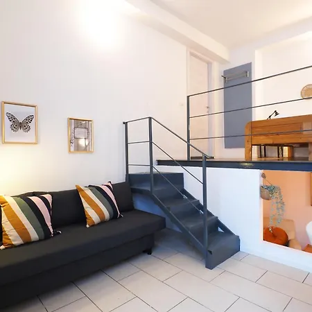 Apartman Primopiano - Acerenza Flats Milánó